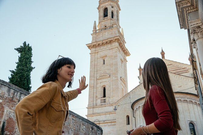 Private City Kickstart Tour: Verona - The Perfect Match for Certain Travelers