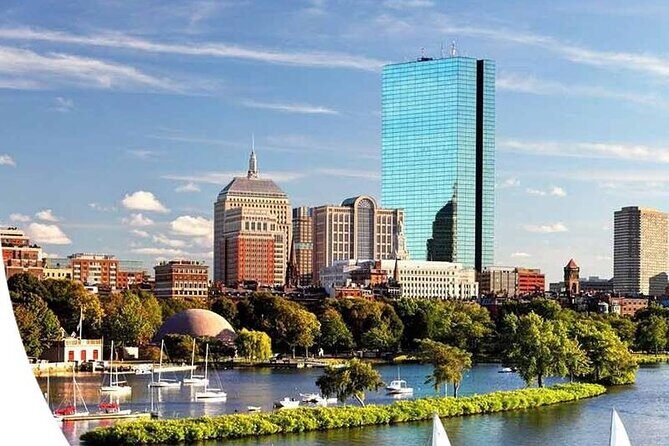 Private City Tour of Boston, Lexington, and Concord - Cutting-Edge and Local Sports