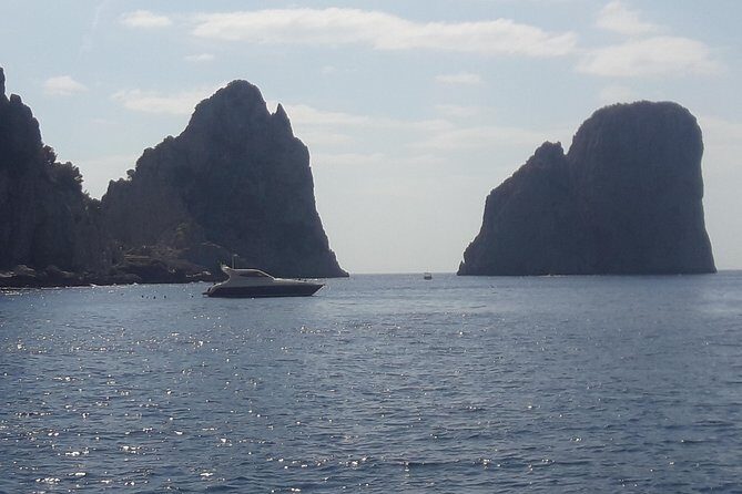 Private Cruise around Capri - yacht 50' - Who Is This Tour Best For?