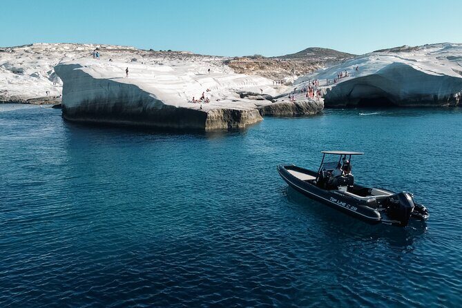 Private Cruise with Speedboat: Milos- Polyaigos- Kimolos - An In-Depth Look at the Tour Experience