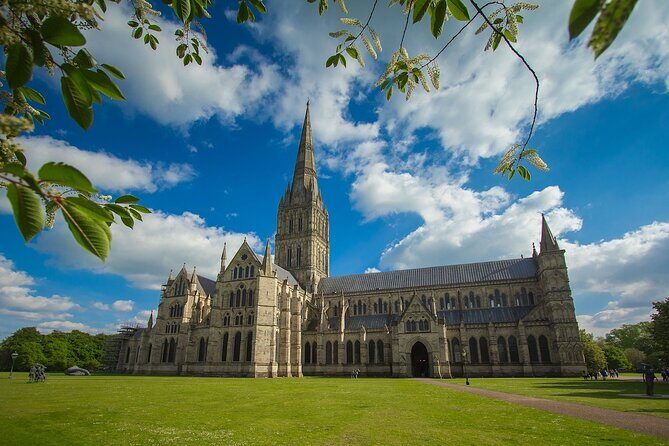 Private Day Tour from Bath to Stonehenge and Salisbury with Pickup - FAQ