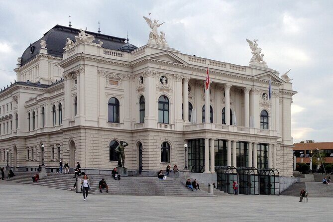 Private day trip Basel to Zurich and Lucerne with a local driver - FAQ