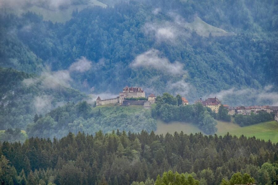 Private day trip from Geneva to Lausanne, Gruyeres & back - The Experience in Context
