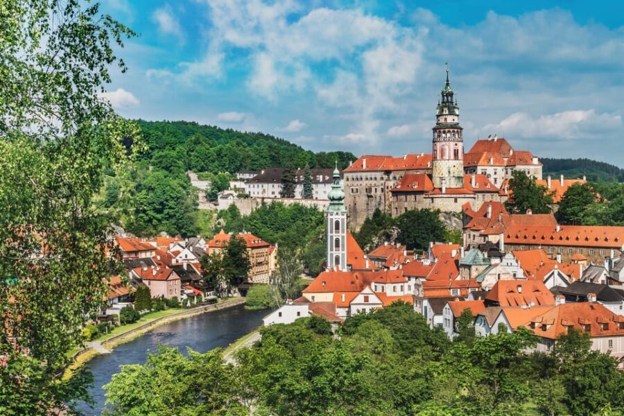 Private day trip from Linz to Cesky Krumlov and back - Pricing and Value