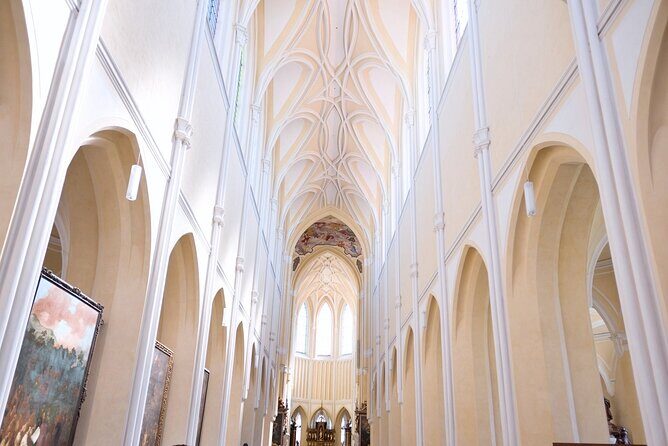Private Day Trip to the Medieval Town of Kutna Hora - What Makes This Tour Stand Out?