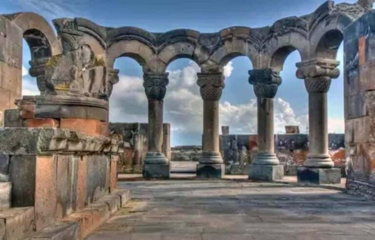 Private Day Trip to UNESCO Heritage: Etchmiadzin & Zvartnots - FAQ