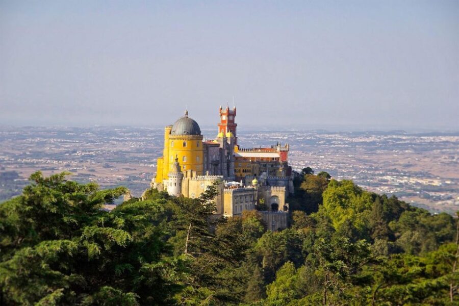 Private Driver/Guide Full Day Lisboa, Cascais and Sintra - Who this tour is perfect for