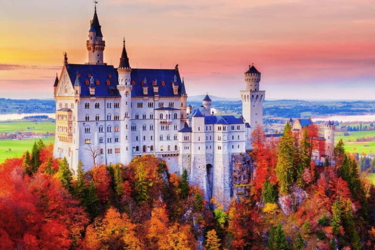 Private driver: Munich to Neuschwanstein Castle - The Highlights That Make This Tour Shine