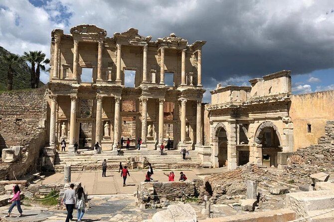 Private Ephesus and Sirince VillageTour fromKusadasi Cruiser Only - Exploring Ephesus: Walk Through Thousands of Years