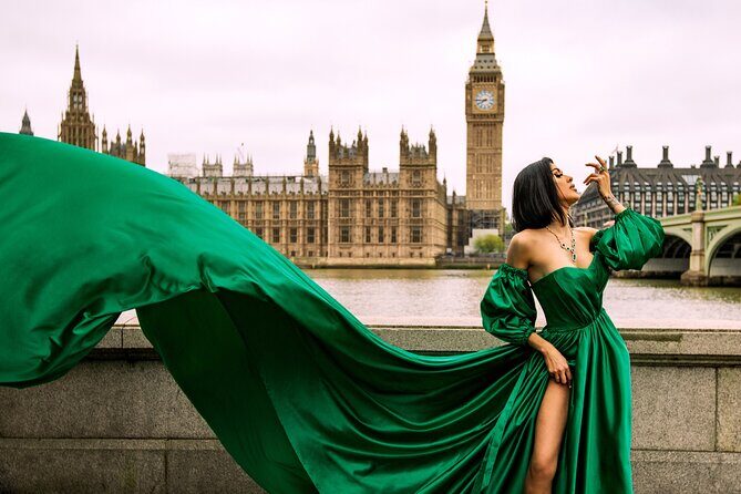 Private Epic Flying Dress Photoshoot in London - Who Should Book This Tour?