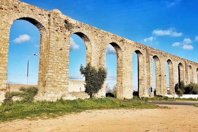 Private excursion for 1 to 8 people: the city of Évora and its monuments - Practical Details and What It Means for You