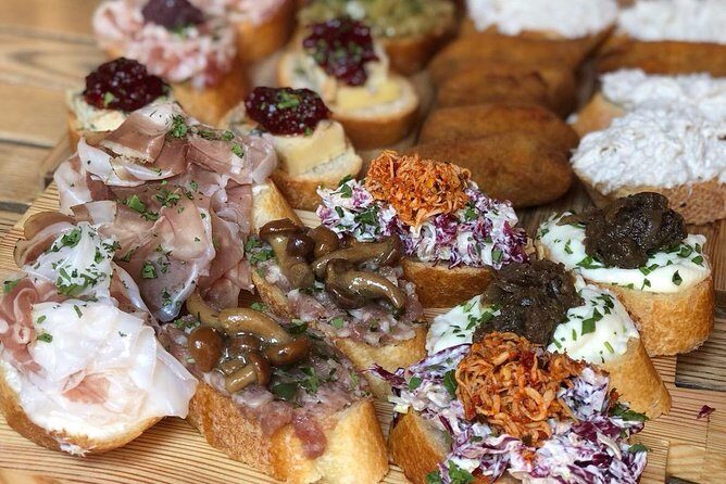 Private Food Tour: Cicheti & Wine - The Itinerary in Detail: What Makes Each Stop Special