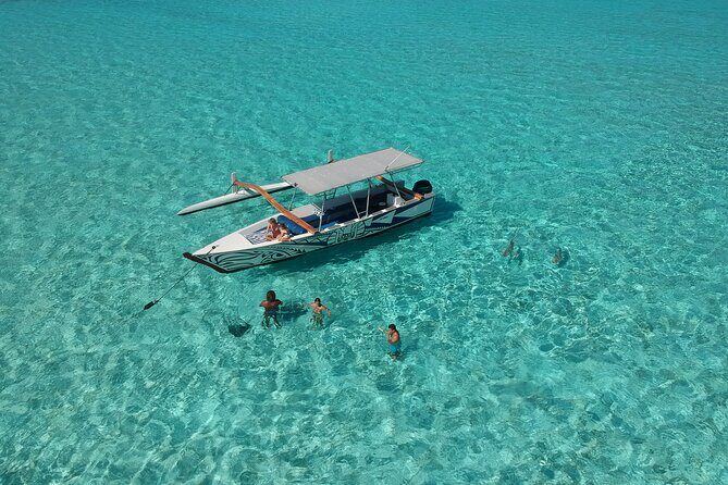 Private Full-Day Lagoon Adventure in Bora Bora with BBQ Lunch