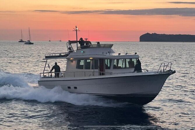 Private Full-Day Motor Yacht Cruise with Meal, Open Bar+Transfers - The Itinerary in Detail