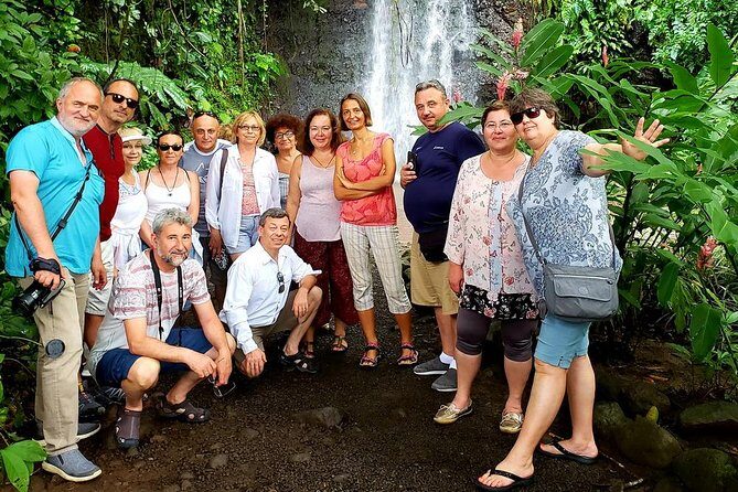 Private full day tour around Tahiti: the island's nature wonders - FAQ