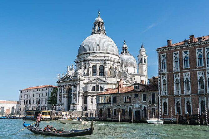 Private Full Day Tour from Milan to Venice with local tour guide and fast train - Exploring the Venice Itinerary in Detail