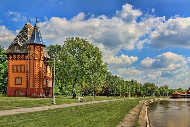 Private Full-Day Tour to Subotica, Pali lake & Sombor from Belgrade - What Travelers Say