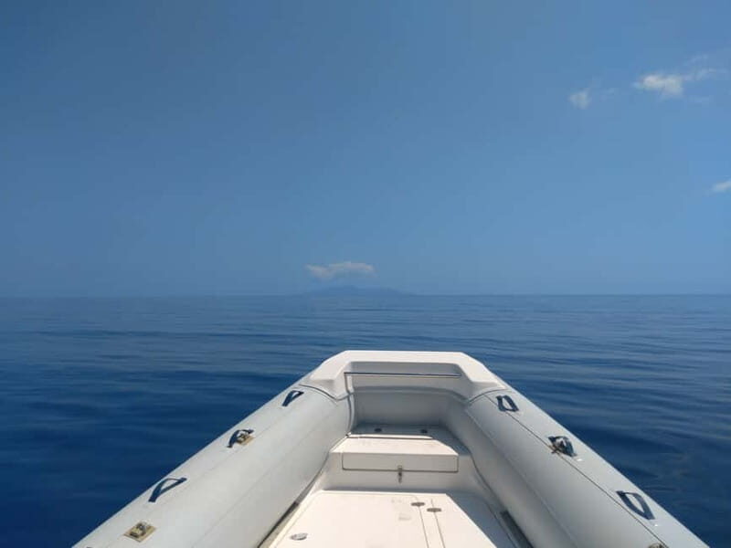 Private, fully customizable cruise in Santorini's caldera - Who Should Consider This Experience?