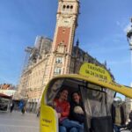 Private guided tour by electric bike taxi - A deep dive into the experience