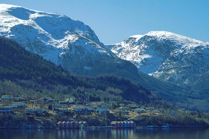 PRIVATE GUIDED TOUR: Folgefonna Glacier & Bondhus Valley from Bergen, 10 hours - The Value of a Private Guided Experience