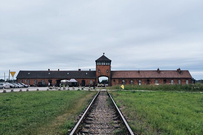 Private Guided Tour to Auschwitz & Birkenau from Krakow - Final Thoughts