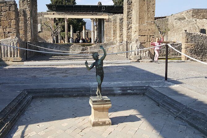Private half-day tour with expert guide in the archaeological site of Pompeii - FAQ