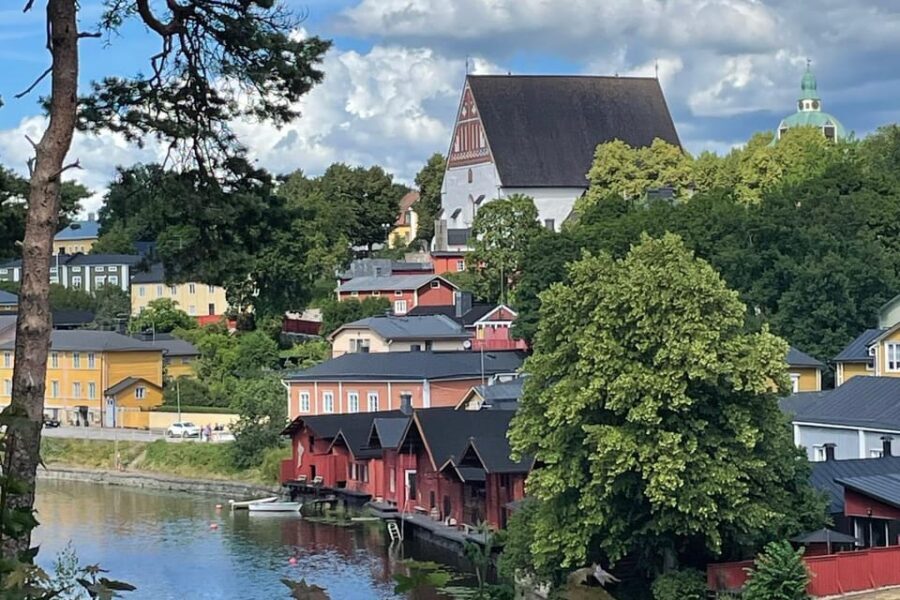 Private Helsinki and Porvoo Combo by Car - Exploring Helsinki and Porvoo in One Day