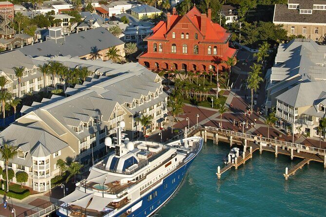 Private Historic Harbor Cruise - Key Points