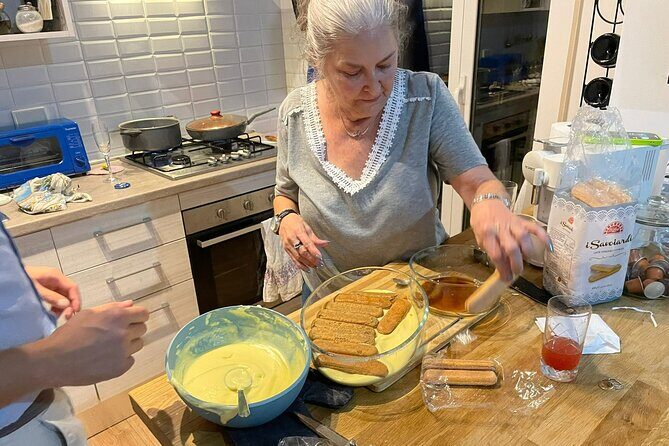 Private Home Cooking Class with Andrea and Arianna in Rome - Who Should Book This Experience?