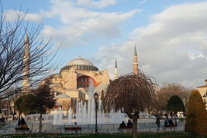Private Istanbul Guided Tour with Dlx Van Fullday - Why This Tour Works Well for Travelers