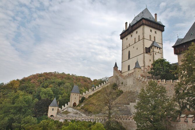 Private Karlstejn castle tour from Prague with glassworks & lunch - Who Will Love This Tour?