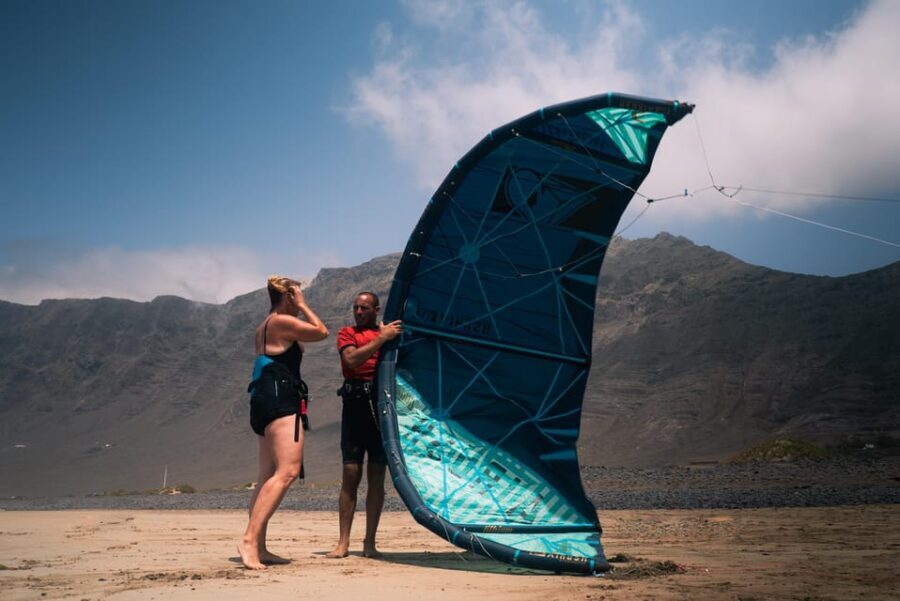 PRIVATE KITESURF LESSONS - Discovering Your Kitesurfing Skills in the Canary Islands