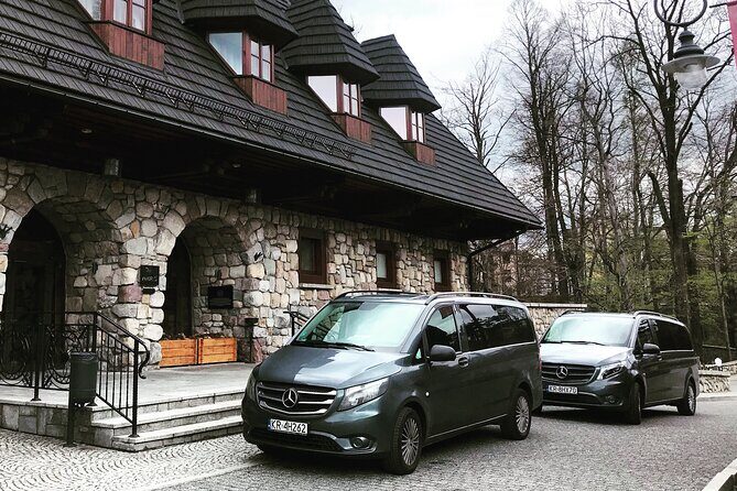 Private Krakow to or from Airport Transfer - Why Choose This Transfer?