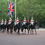 Private Layover Tour of London with Pickup from Heathrow Airport - Who Will Appreciate This Tour?
