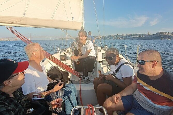 Private Lisbon Sailboat Tour with Welcome Drink - Detailed Breakdown of the Itinerary