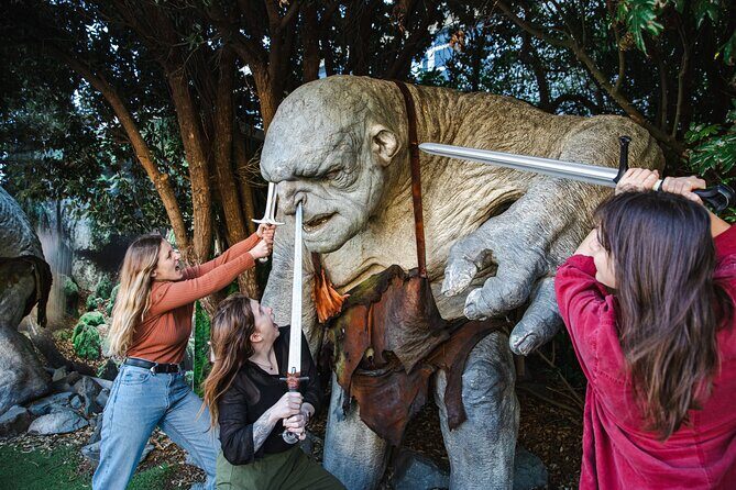 PRIVATE Lord of the Rings 1/2 Day Tour including keepsake - Who Will Love This Tour?
