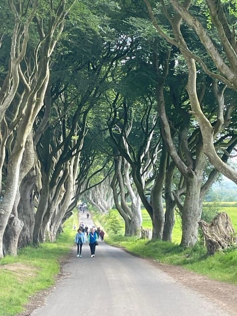 Private luxury tour of Belfast & giants causeway tickets inc - Frequently Asked Questions