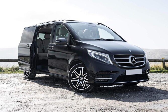 Private luxury transfer from Edinburgh Airport to Edinburgh - In-Depth Look at the Experience
