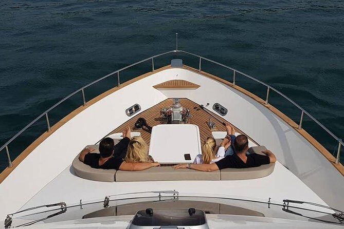 Private Luxury Yacht Cruise in Istanbul Bosphorus - A Detailed Breakdown of the Itinerary and Highlights