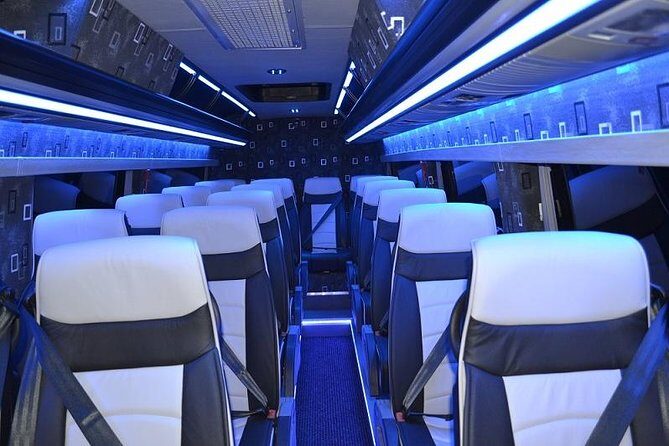 Private Minibus Arrival: Stansted to Central London - In-Depth Breakdown of the Experience