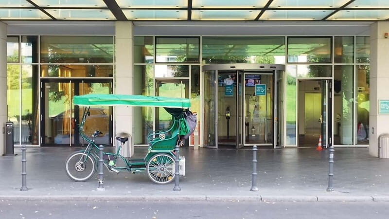 Private (Multi) Rickshaws with Pick-up Hotel - Exploring the Highlights of Berlin in a Rickshaw