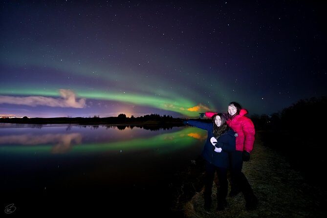 PRIVATE Northern light photo infused tour - The Limitations