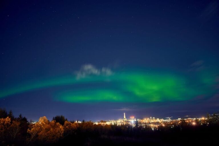 Private Northern Lights by Super Truck 4x4 - A Deep Dive into the Private Northern Lights by Super Truck 4x4