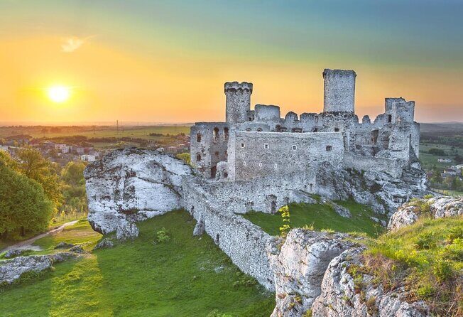 Private Ojców National Park and Ogrodzieniec Castle Tour from Krakow - Who Would Love This Tour?