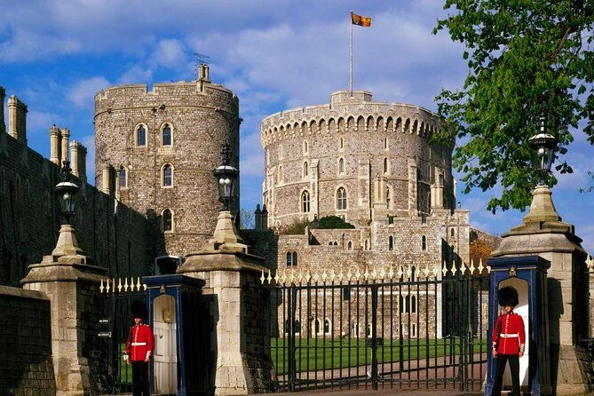 Private One Way or Round Trip Transfer : London to Windsor Castle or LEGOLAND - Detailed Review of the Private Transfer Experience