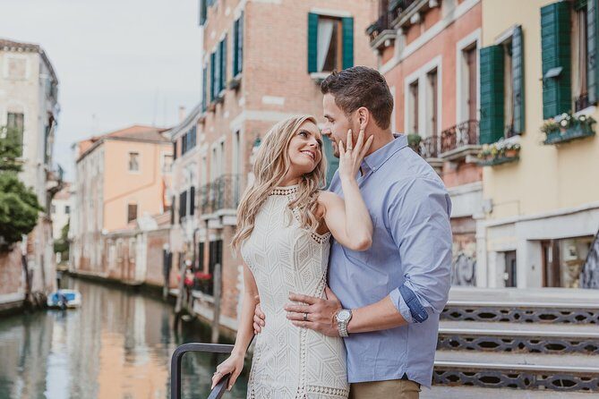 Private Photo Shoot in Venice with Gondola Ride - FAQs