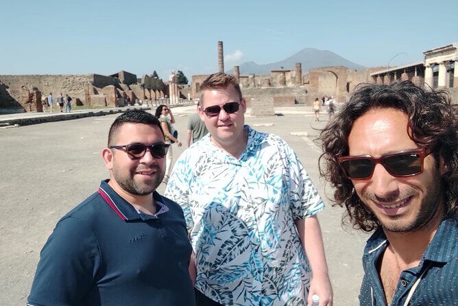 Private Pompeii Tour with lunch and Olive Oil Factory Experience - Deep Dive into the Experience