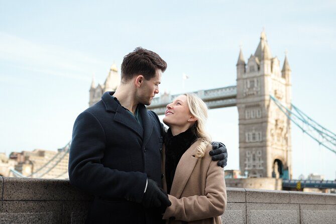 Private Professional Photoshoot Outside Tower Bridge in London - What to Expect at the Meeting Point and During the Photoshoot