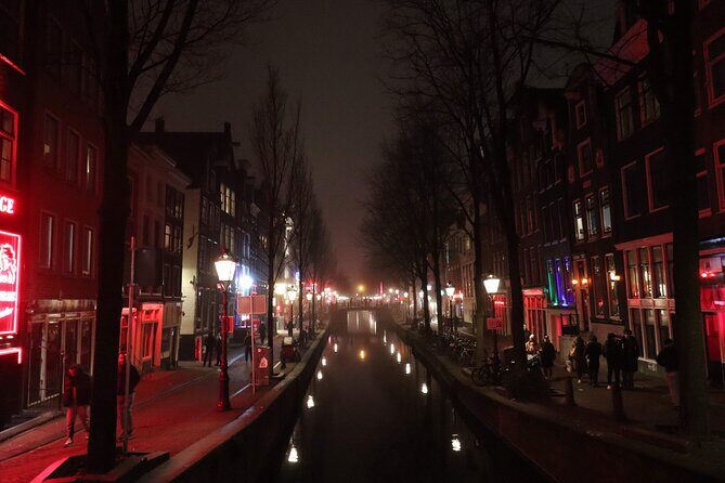 Private red light district & coffeeshop tour with a local - Practical Details and Considerations