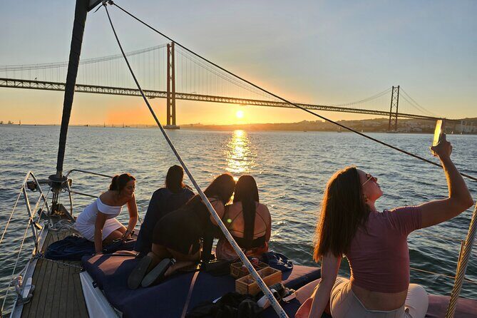 Private Relaxing Sunset Tour along the Tagus River - The Value of the Experience